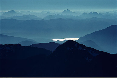 娇妻玩3p被2个男人伺候了|汽车盛宴,服务至上,魅力独领风骚-1