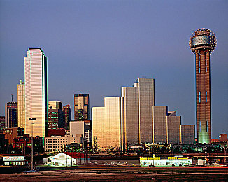 丁思聪雷蕾的精彩片段｜未来风尚，科技领航：汽车盛宴新篇章-1