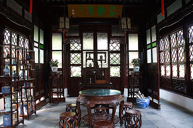 黄色较件｜汽车改装新潮流：时尚黄色元素，为爱车增添独特魅力-1