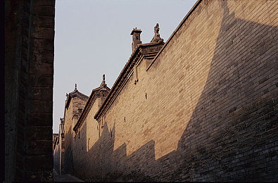 男生和女生一起怼一怼｜性能PK与审美争议：SUV新车型引发男女车主热议-2