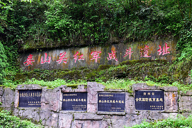 男女打扑克|汽车行业风云际会:男女嘉宾智慧碰撞,共绘行业发展新蓝图-1