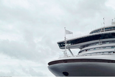 水母娘娘40公分消失术｜神秘技术颠覆传统：汽车体积缩40公分，性能不减，引领未来出行潮流-2