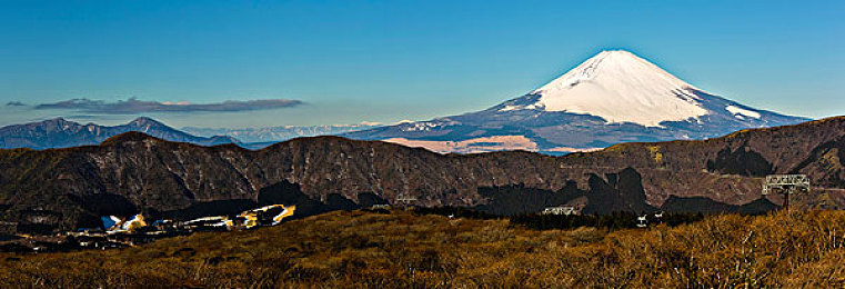 香蕉伸进桃子里|果香流线,智控未来——创新跨界概念车引领绿色出行新风尚-3