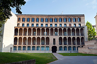 久热久热｜新能源汽车领航，比亚迪汉EV领衔，本田雅阁等热门车型夏日狂欢来袭-2