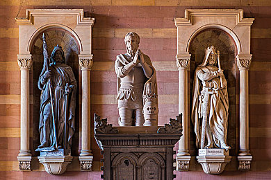 国产黄片AV电视|国产汽车娱乐创新巅峰:高清智能车载电视引领驾驶新潮流-2