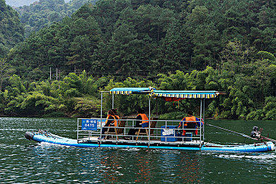 男生的香蕉插进女生的桃子｜新能源融合，创新出行焕新颜-3