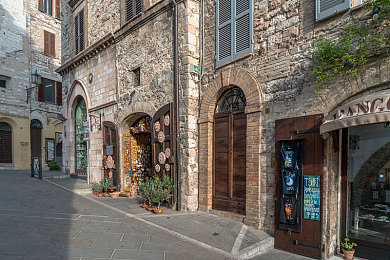 午夜商店|夜幕降临,神秘概念车午夜之光:颠覆出行体验,引领未来潮流-2