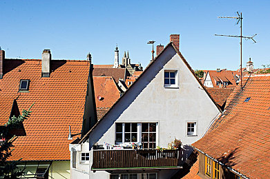 海角hai2406c54.tpo|“新能源SUV新宠儿:续航500公里,智能安全,海角品牌再掀价格风暴”-3