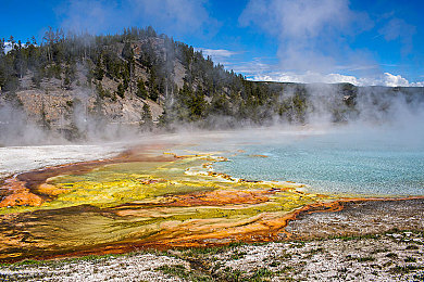 lls888|科技驱动安全升级:我国智能驾驶辅助系统引领汽车市场新潮流-3