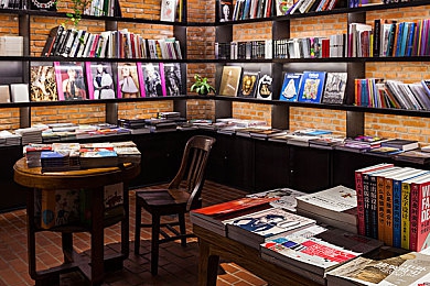 人妖女同HDfutαnαrⅰ｜智能启航，未来都市风尚座驾-2