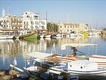 yw193|全新中型轿车惊艳登场,性能时尚配置丰富,引领驾驶新体验-1