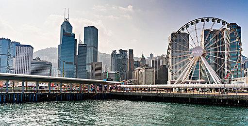 电梯揉我胸 啊 嗯～出水了｜XX车型独领风骚，五星安全标准与智能辅助系统打造舒适出行新体验-3