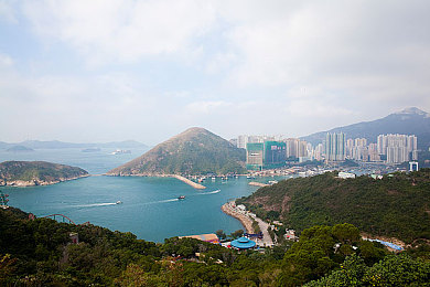 樱桃成人网｜新能源汽车领航者，樱桃成网电动汽车续航500公里，智驾安全再升级，引领时尚潮流-1