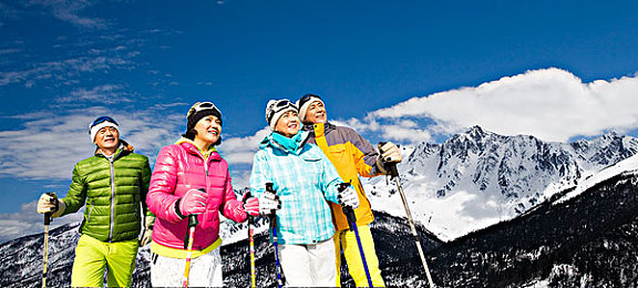 暴躁大妈2农场女儿角色剧情介绍森林｜新型汽车融合角色剧情，森林绿车身设计，引发关注-2