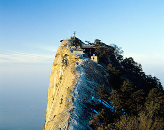 大炕上妇乱子伦的现代意义｜特斯拉创新引领汽车行业变革：探索“乱子伦”背后的技术突破与挑战-2