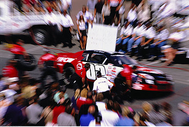 三级网曝吃瓜泄密黑料｜“知名汽车品牌新车型研发内幕曝光，内部决策引发行业热议，技术实力和市场策略备受瞩目”-4