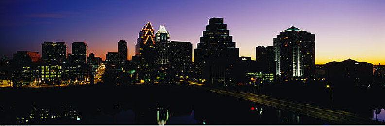 男人把困困放在女人困困里｜“环保简约，智能趣驾，困困汽车引领潮流新风尚”-2