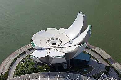 打扑克又疼又叫视频开发免费下载｜智能驾驶新体验：又疼又叫视频系统助力汽车娱乐与安全-3