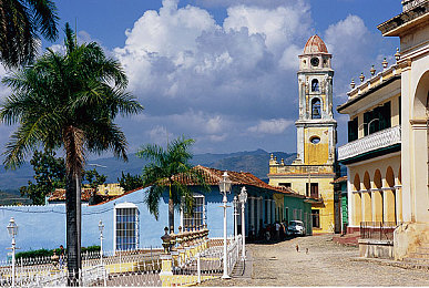 红豆2.0下载官网｜红豆2.0智能驾驶系统走红，引领汽车行业新变革，下载体验未来驾驶新境界-1