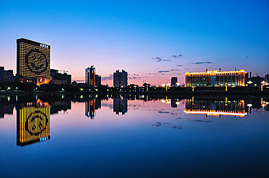 和子做爰全过程|激情燃烧的汽车梦:揭秘中国汽车产业崛起的激情历程-2