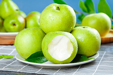 q1制片厂｜新能源汽车市场再掀热潮，q1制片厂全新车型亮相，颠覆传统出行体验-1