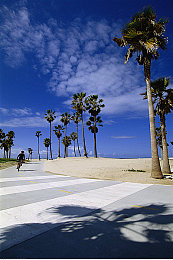 武则天的一毛a1｜古典风华与现代科技碰撞，武则天灵感电动汽车成市场焦点-3