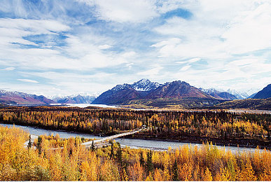 qq生活网花季广告|科技新潮,时尚出击:年轻消费者的购车新宠,8-12万售价惊艳上市-1