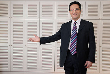 男生女生在一起草草草软件|创新驾驶体验来袭:汽车社交新宠引领行业变革,市场潜力无限-3