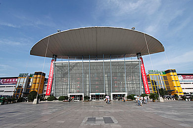 十八岁禁止｜“守护青春驾驶安全，共创无事故出行新篇章——聚焦未成年人驾驶车辆预防策略”-2