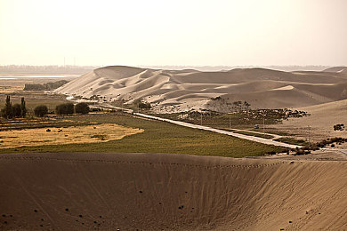 草莓丝瓜｜“智能驾驶新篇章：草莓丝瓜系统引领汽车生活便捷与安全新体验”-3