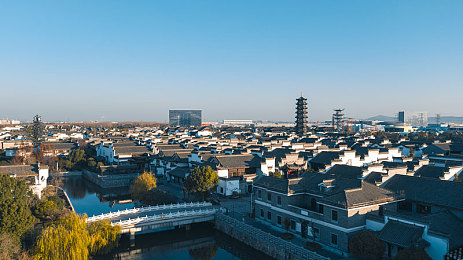 黑人aV|“全新力作惊艳亮相,极简设计+卓越性能,这款智能汽车引领潮流”-5