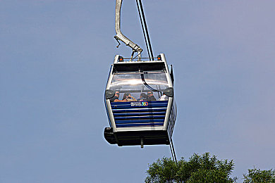 100款流氓软件下载｜汽车智能时代隐患重重：知名品牌惊现多款流氓软件，车主隐私安全如何保障？-1