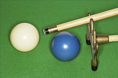 体育生腹肌自慰浓精黑裤子｜“赛车新星李阳，黑裤战袍彰显速度与激情，成为车迷焦点！”-3