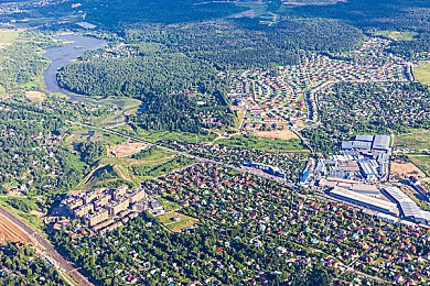 男生女生差差差2025｜2025，汽车革命新纪元：跨界融合，智驾领航，性别消费差异解密-2