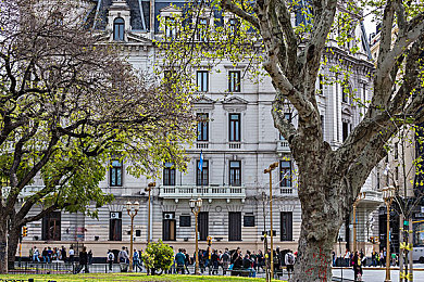 麻花传奇MV星空 免费观看|“麻花传奇新车上市,独特星空MV免费观,创新营销引关注,性能配置双升级,未来市场新焦点!”-1