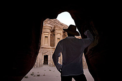 把腿张开老子臊烂你多p漫画软件|“智能拆解,匠心独运——汽车零部件革新引擎,驱动未来高效制造之旅”-3