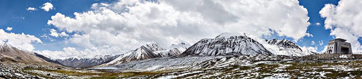 色天堂网站｜“创新科技引领未来，环保智能新潮流：全新汽车震撼亮相，颠覆传统出行体验”-4