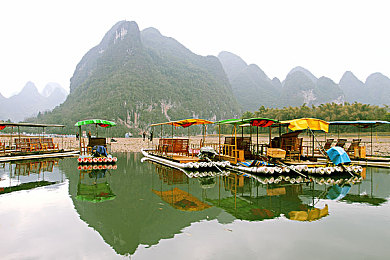 黄色3.0|金色阳光穿梭,科技动感启航——领航绿色出行新时代-5