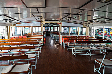 日本金银1—5手机版|科技赋能出行未来,智能汽车新篇章:手机互联技术引领行业革新-3