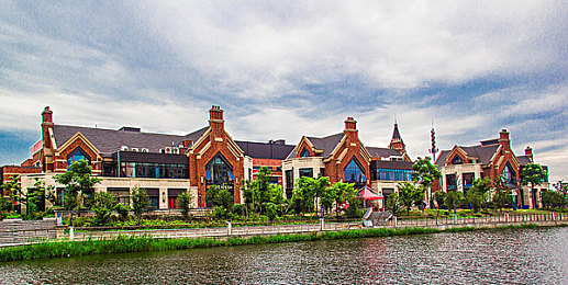 李梓熙被香港猥琐摄影师捆绑｜娱乐圈风波：影星权益遭侵犯，摄影师不雅行为引发行业关注-1