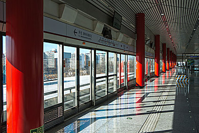 丁香花婷婷|汽车新宠亮相:匠心独运“丁香花婷婷”,性能卓越,安全智能,引领驾驶新潮流-2