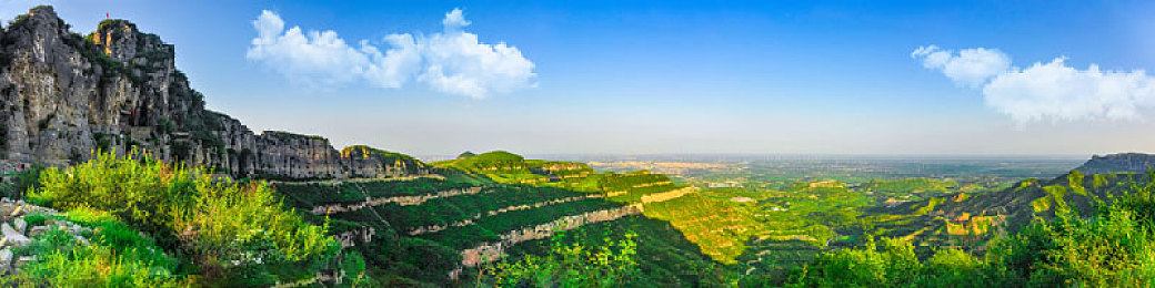 日本在线www｜科技驱动，日系SUV新纪元，驾驭未来，舒适领航-1