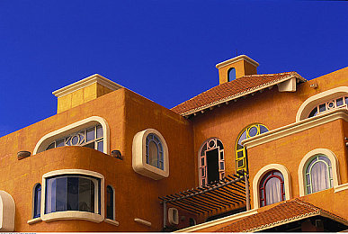 白色脚上满满白精华液9岁能用吗｜汽车养护新宠引关注：专家解析“白色精华液”儿童适用性及使用安全须知-5