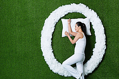 陈冠希阿娇13分49秒｜新能源汽车领军者陈冠希阿娇品牌电动汽车，创新品质引领绿色出行潮流-2