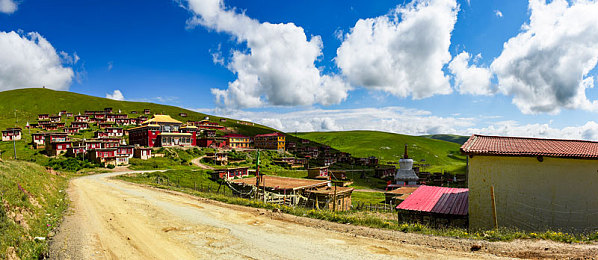 亚洲女人毛毛多毛耸耸｜创新内饰设计引领潮流，亚洲女性专属新车型惊艳亮相，舒适科技环保三合一-4