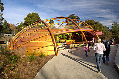 成人aⅴ｜极简环保，安全驰骋，未来出行新篇章-1