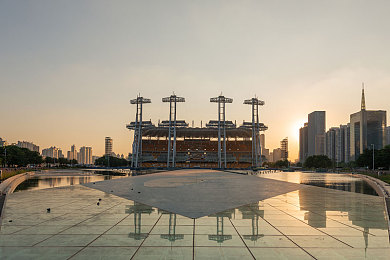 玛露和园丁1982年意大利｜浪漫意大利，玛莎拉蒂演绎汽车文化盛宴，留下难忘回忆之旅-1