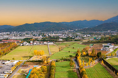 男插曲女的下面软件|智能导航娱乐两不误,全新汽车应用引领驾驶新潮流-1