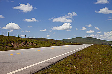 棉签加冰块怎么弄出牛奶|细节洞察,智慧出行,创新无限——发现生活中的汽车新可能-1