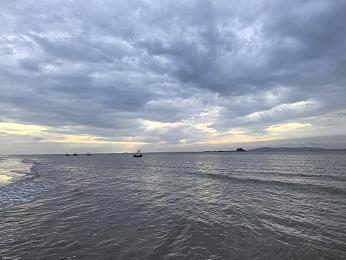 免费啪啪软件|汽车科技新宠:创新驾驶辅助娱乐应用,驾驶乐趣与安全并存-2